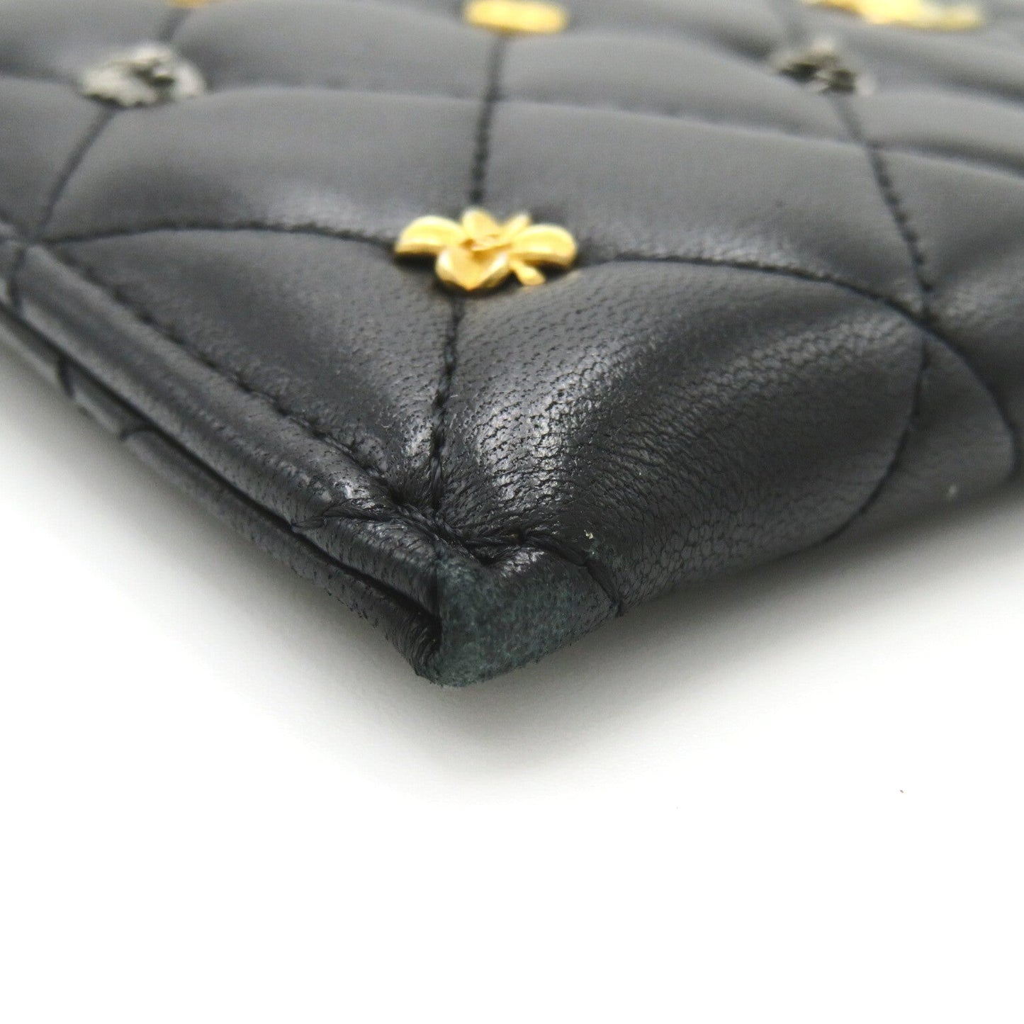 Chanel Matelasse Medium Zip Wallet Leather Long Wallet 26704959 in New Condition