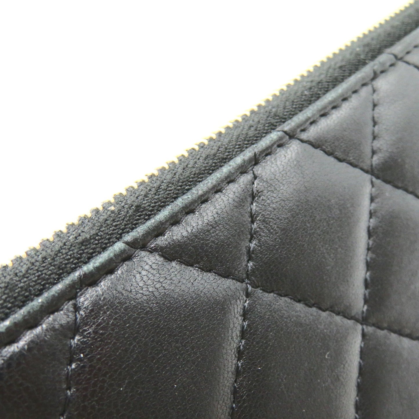 Chanel Matelasse Medium Zip Wallet Leather Long Wallet 26704959 in New Condition