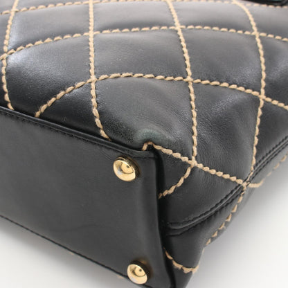 Chanel Wild Stitch Leather Tote Bag A18126