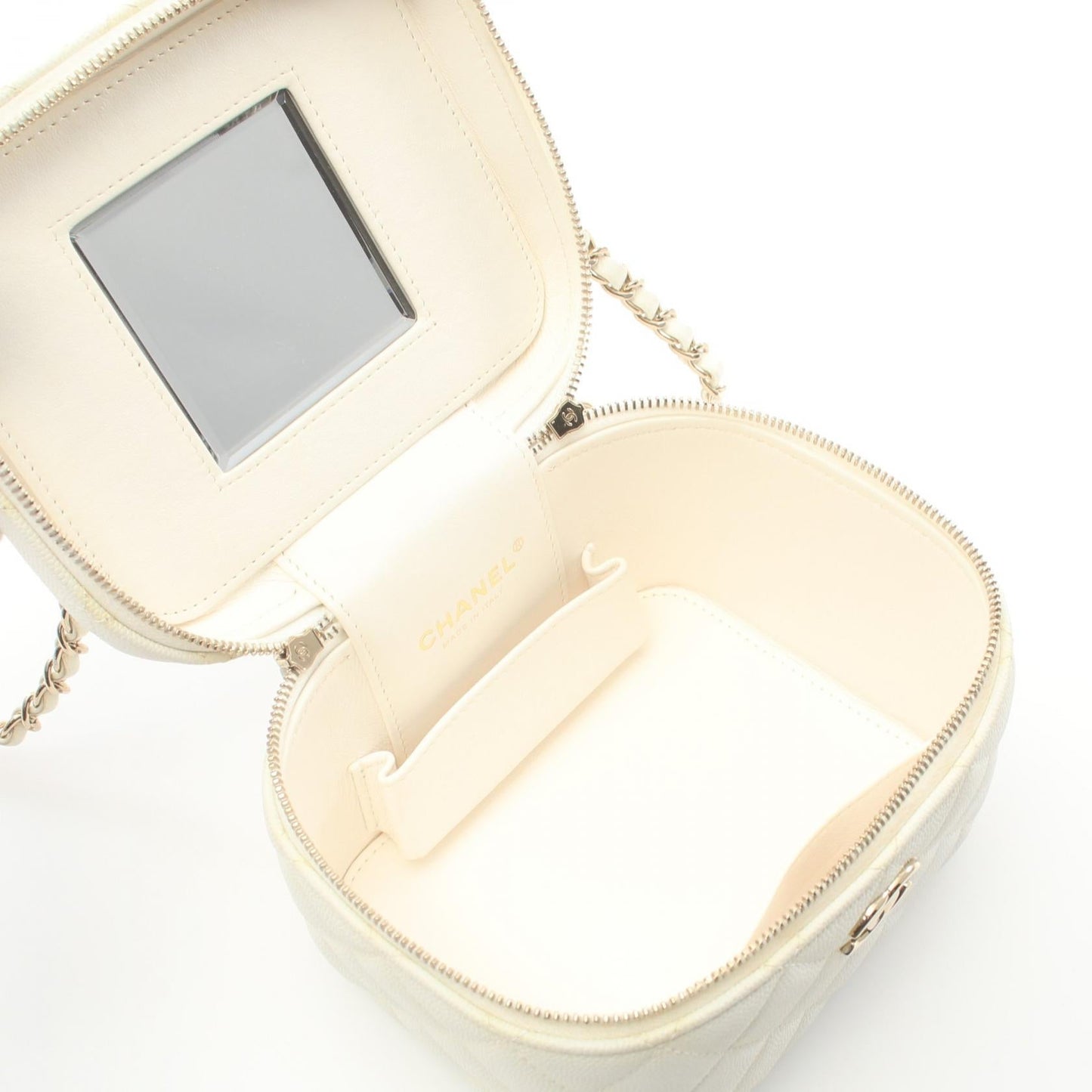 Chanel Caviar Skin Matelasse Handbag AS3171