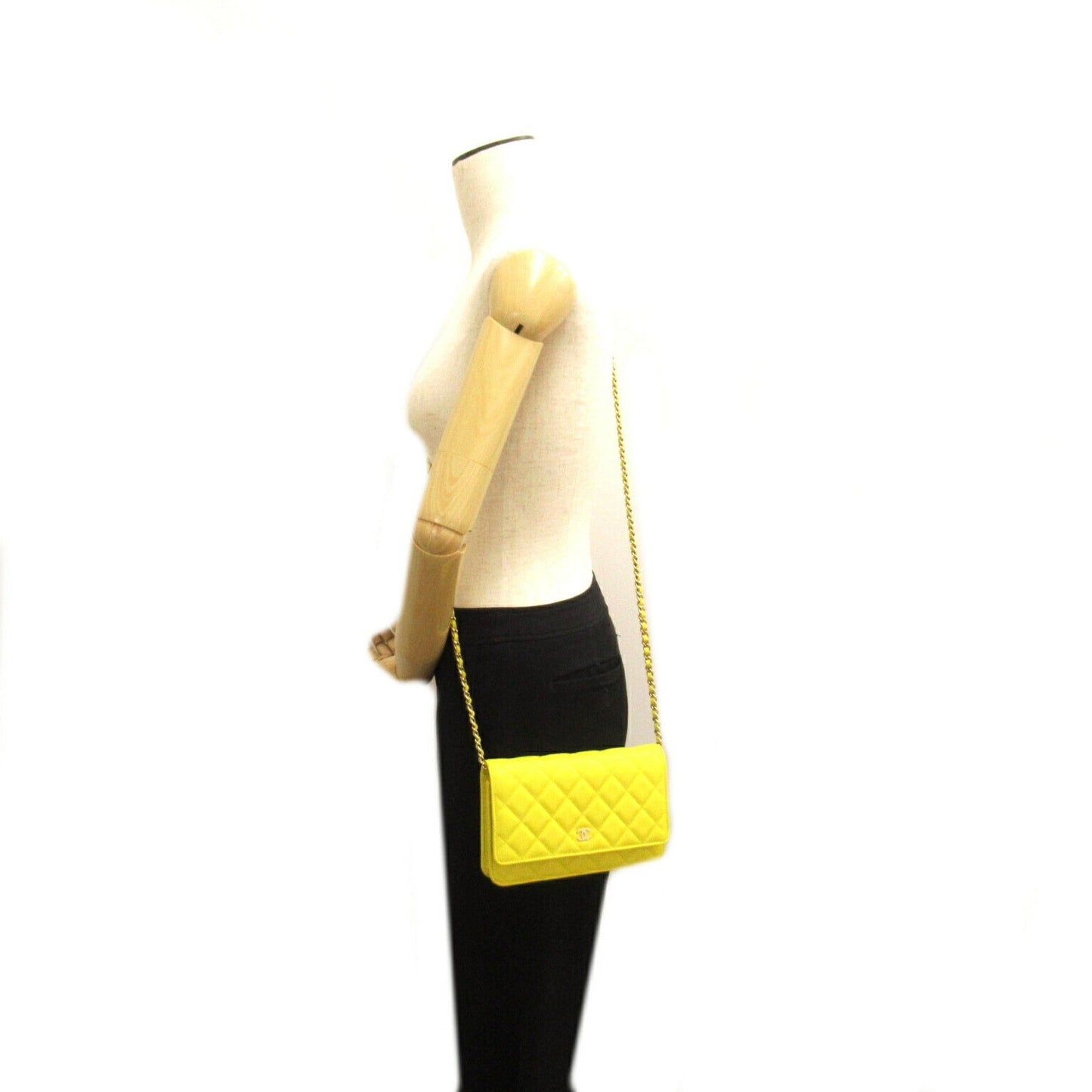 Chanel Caviar Skin Matelasse Chain Wallet Bag
