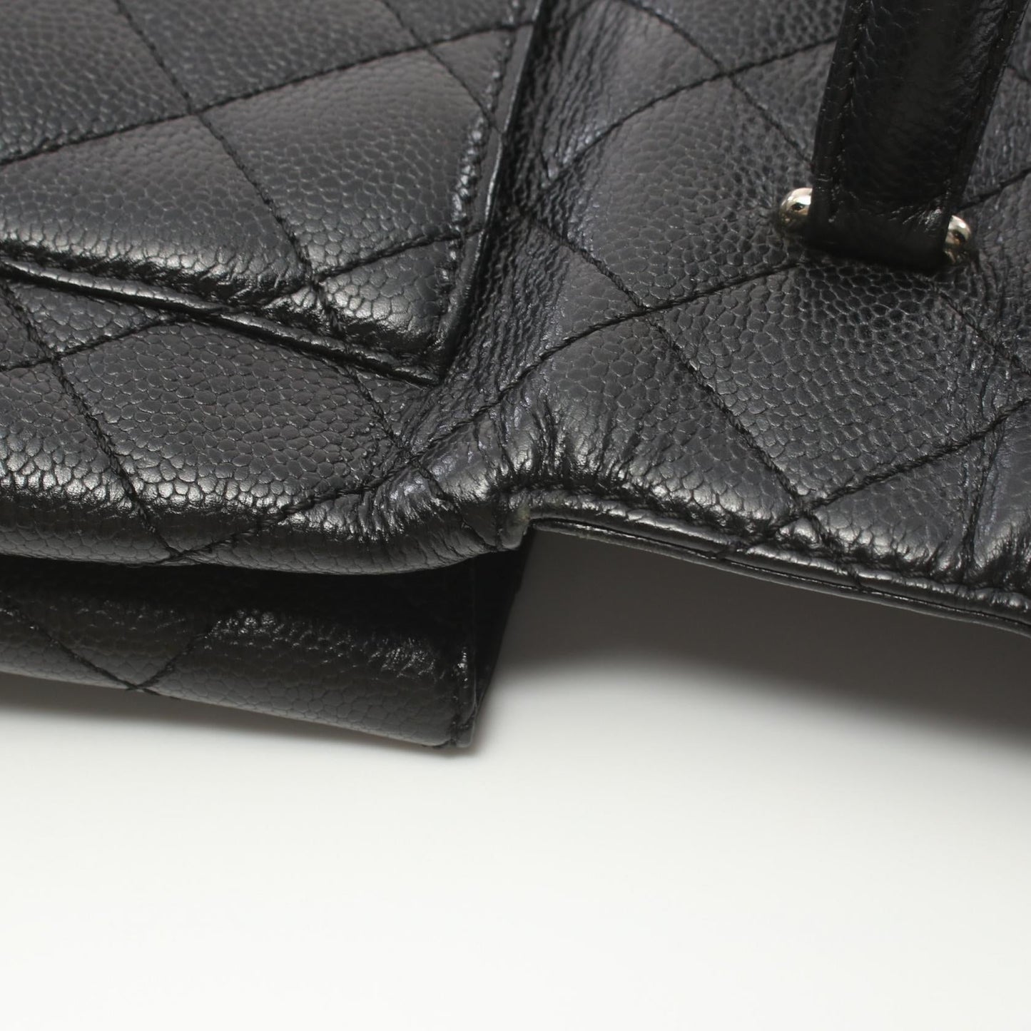 Chanel CC Caviar Matelasse Handbag Leather Handbag A12397 in New Condition