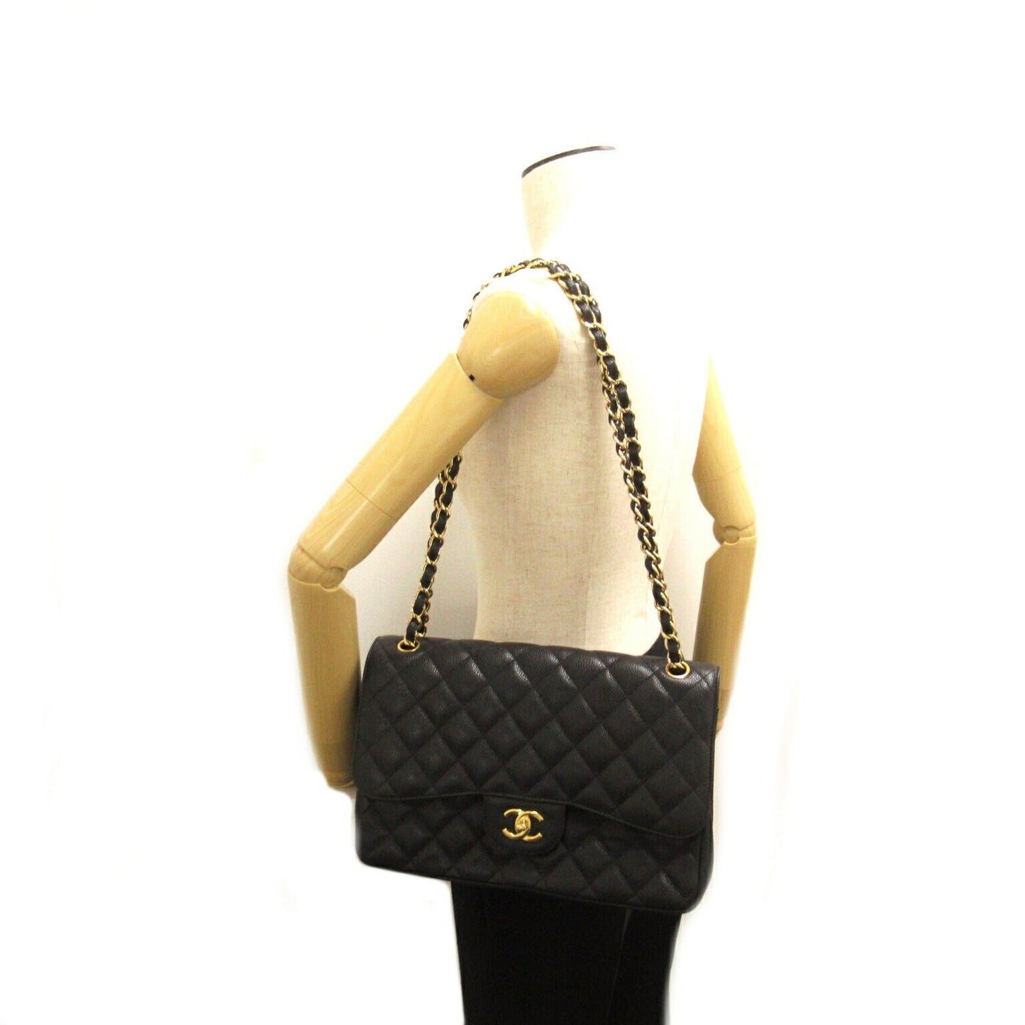 Chanel Caviar Skin Chain Shoulder Bag Black