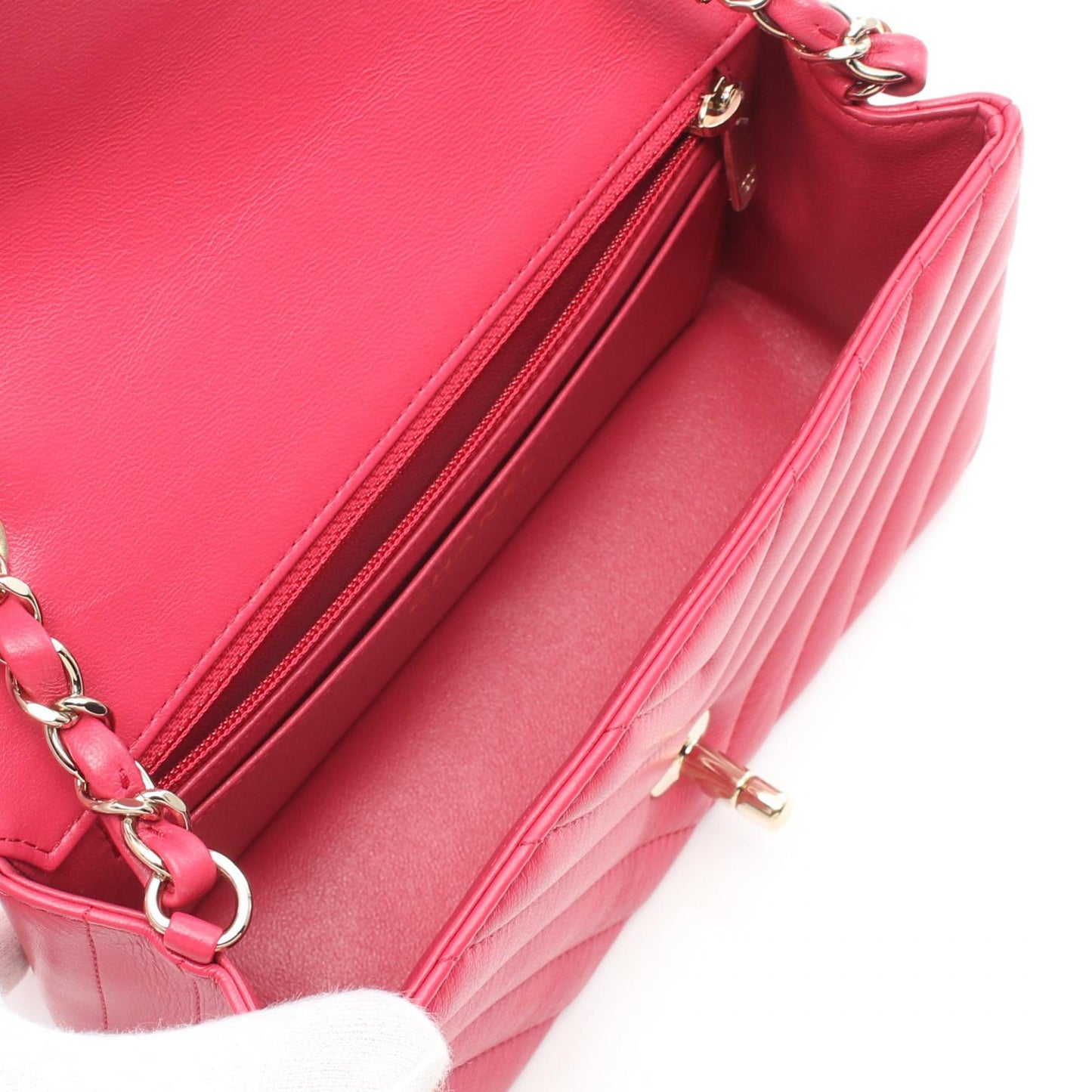 Chanel V-Stitch Lambskin Shoulder Bag Pink