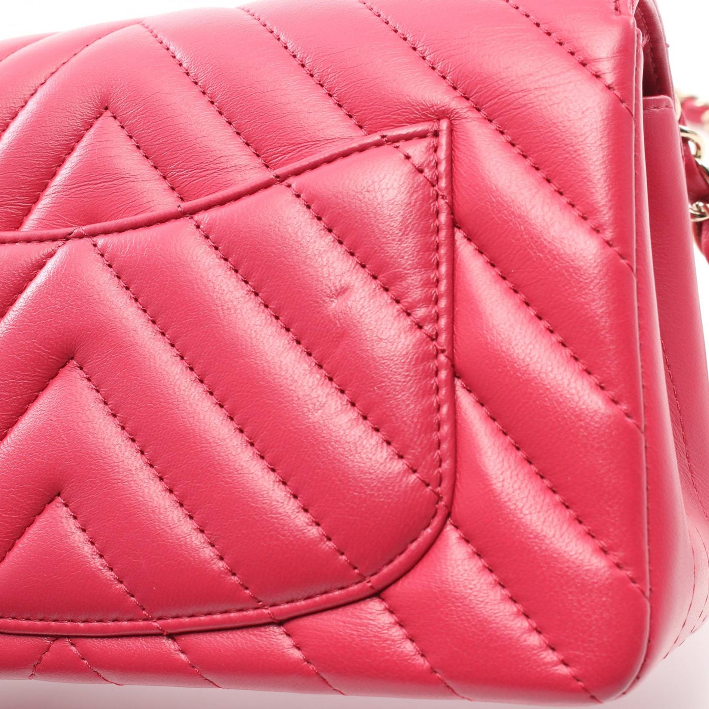 Chanel V-Stitch Lambskin Shoulder Bag Pink