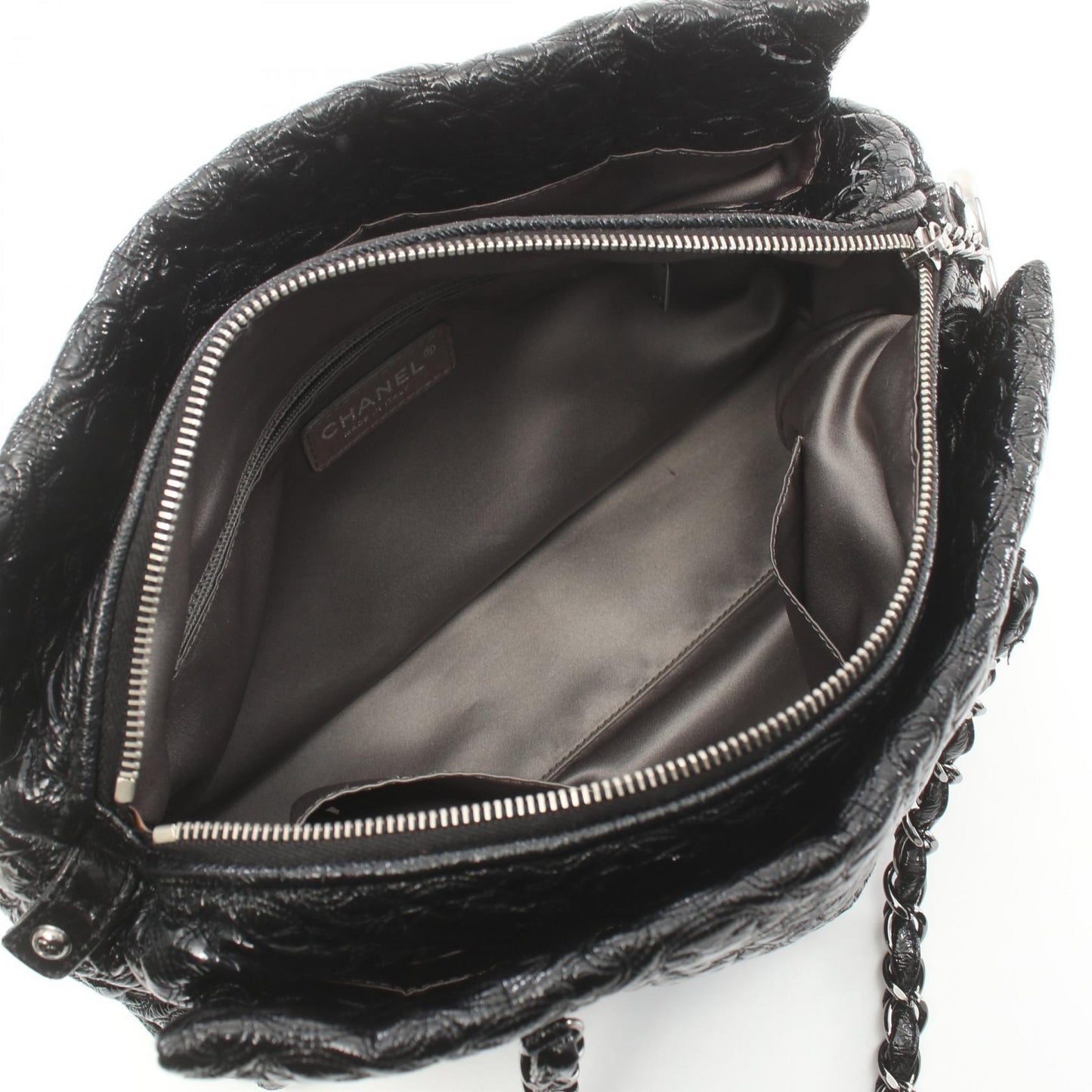 Chanel Patent Embossed Camellia Shoulder Bag  Leather Shoulder Bag 129***** in Great Condition