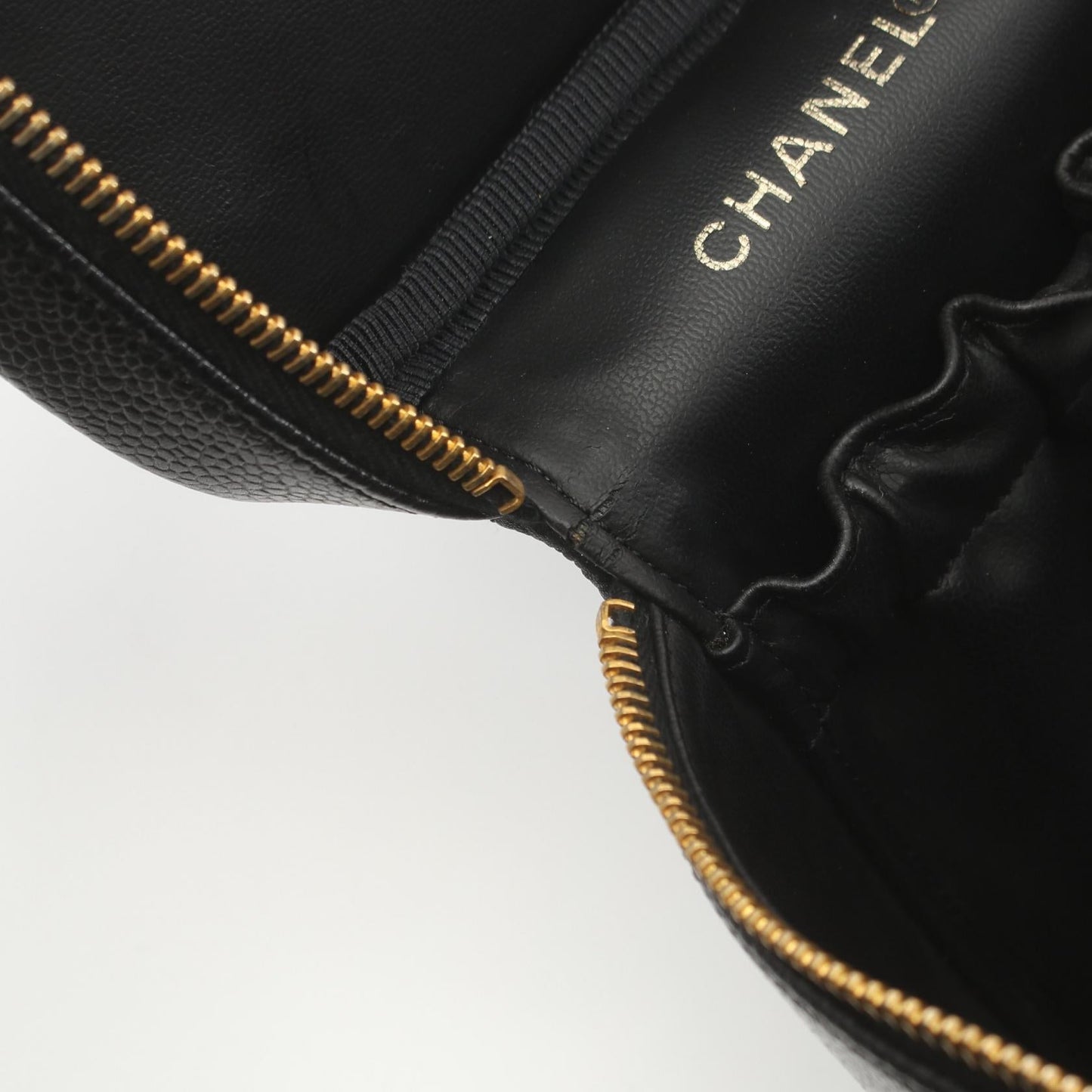 Chanel CC Caviar Vertical Vanity Case Leather Vanity Bag A01998 in New Condition