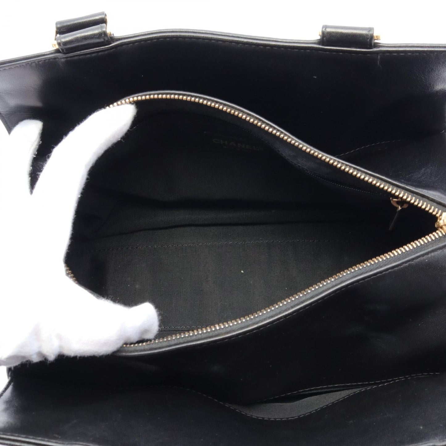 Chanel Leather Chocolate Bar Barrel Bag Leather Handbag in New Condition