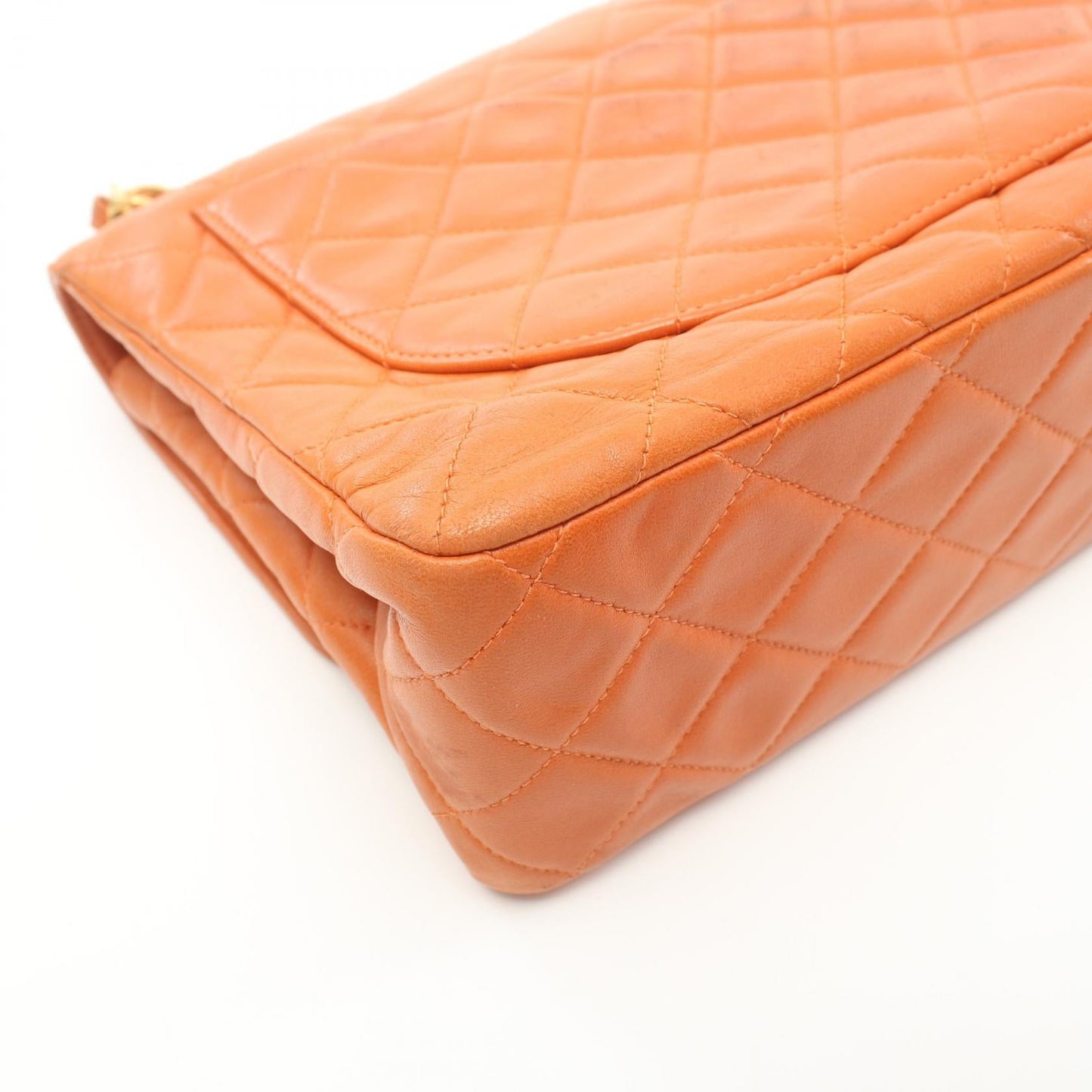 Chanel Medium Classic Single Flap Bag Leather Shoulder Bag in New Condition