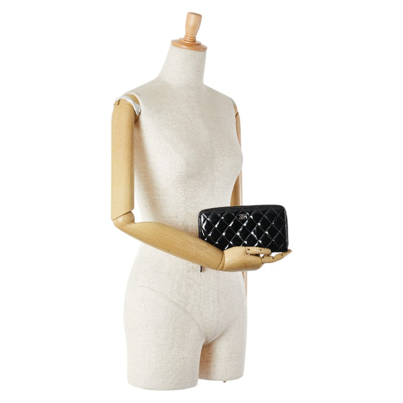 Chanel Matelasse Round Zip Wallet Black