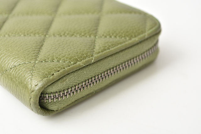 Chanel Caviar Skin Medium Wallet