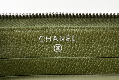 Chanel Caviar Skin Medium Wallet