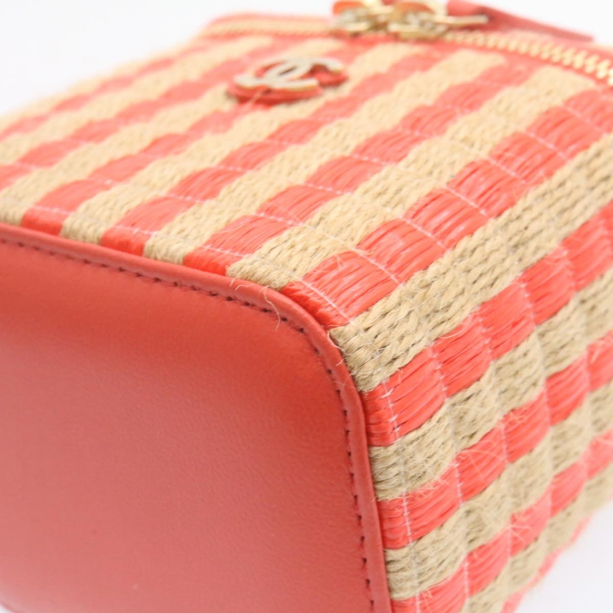 CHANEL Vanity Chain Shoulder Pouch Hemp Pink CC knn023