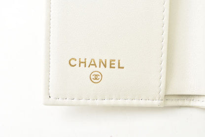 Chanel Caviar Skin Boy Chanel Mini Wallet Off White Gold