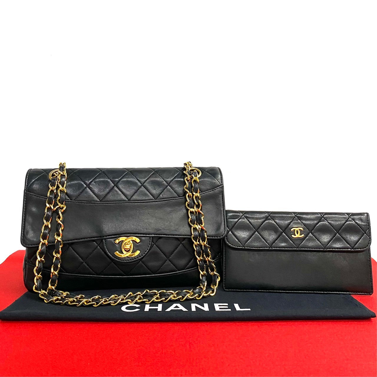 Chanel CC Classicc Flap Bag  Leather Crossbody Bag in New Condition