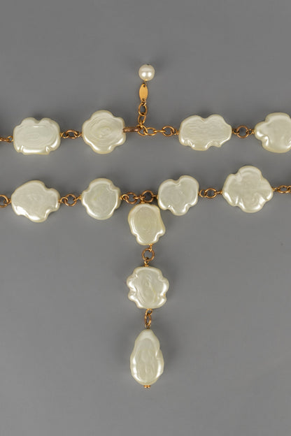 Collier de perles Chanel