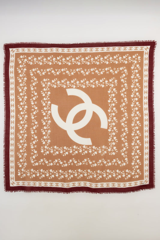 Foulard / tole en laine et cachemire Chanel