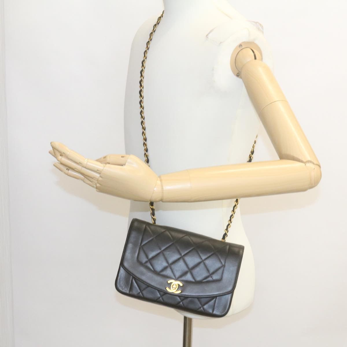 CHANEL Chain Turn Lock Diana Matelasse Shoulder Bag Lamb Skin Black 28470A