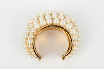 Bracelet manchette de perles nacres Chanel