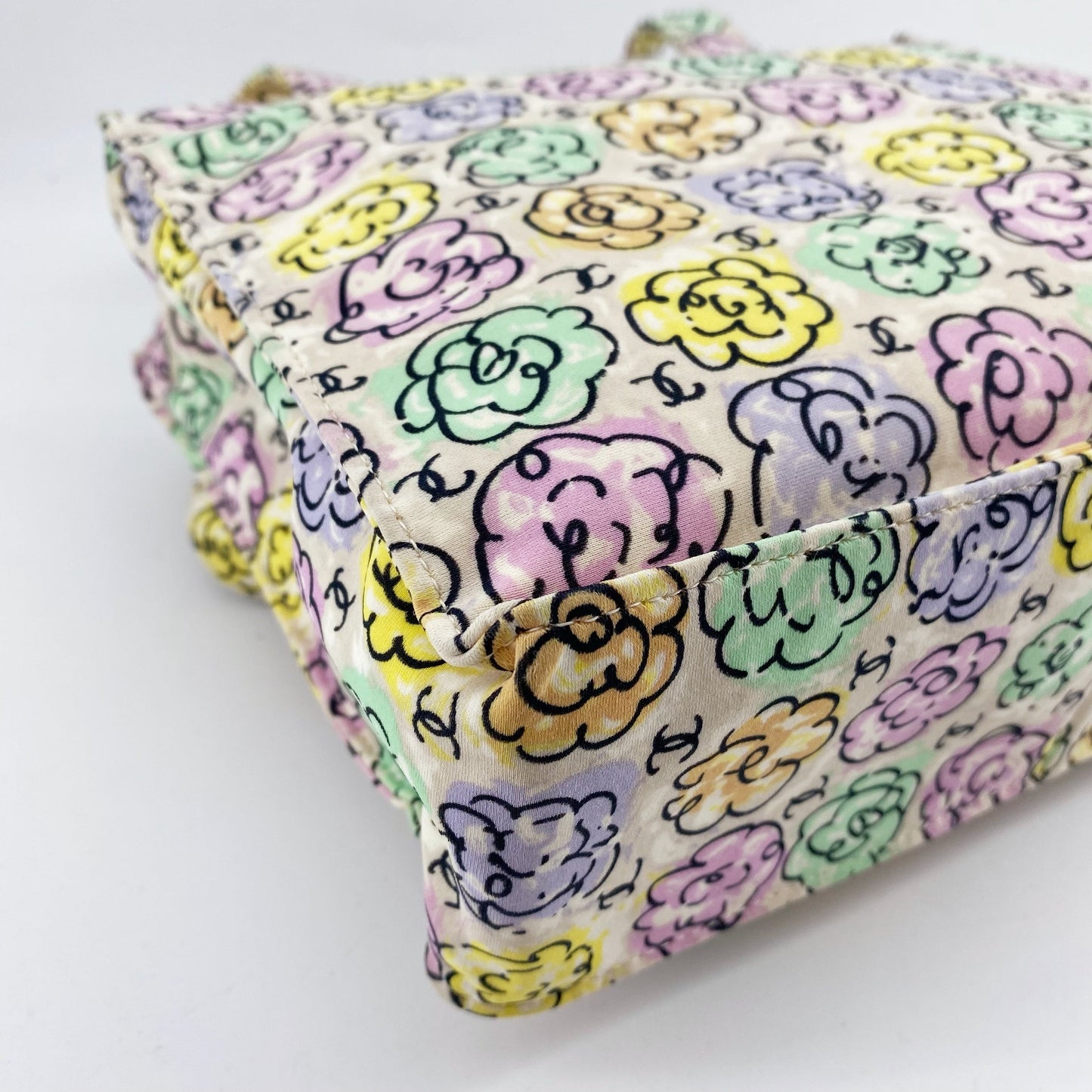 Chanel Vintage Flower CC Loge tote