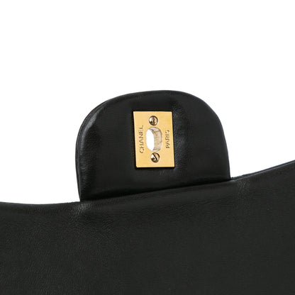 Black Chanel Maxi Classic Lambskin Single Flap Shoulder Bag
