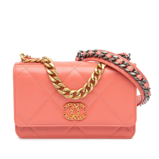 Chanel Sac Quilted Lambskin 19 Wallet on Chain