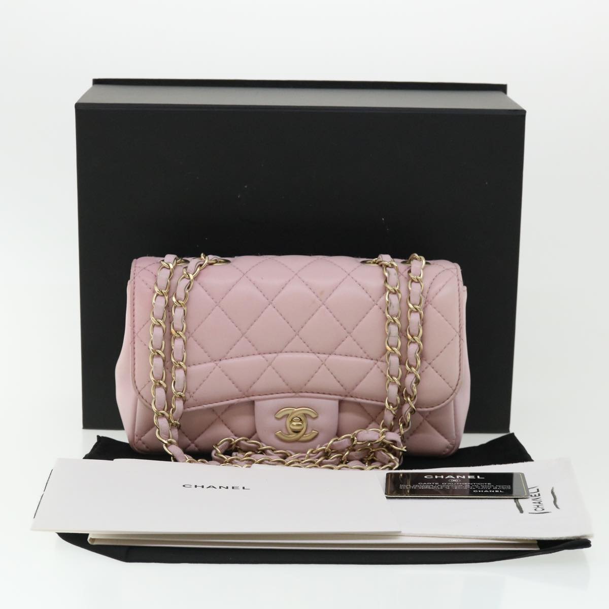 CHANEL Matelasse Turn Lock Chain Shoulder Bag Lamb Skin Pink CC 32151A