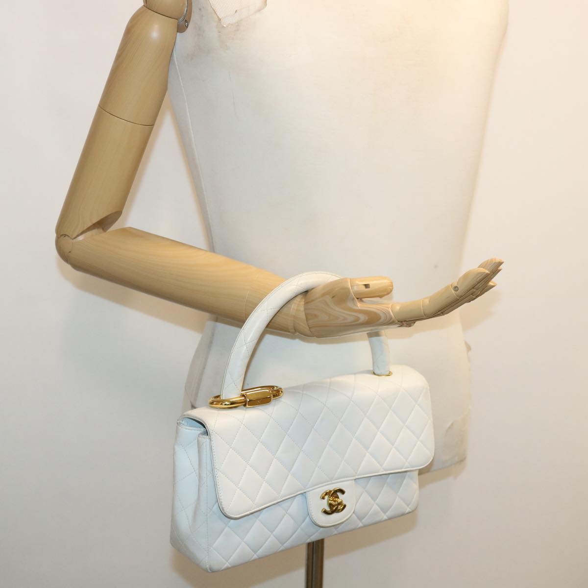 CHANEL Matelasse Pair Shoulder Bag Lamb Skin White CC 32416A