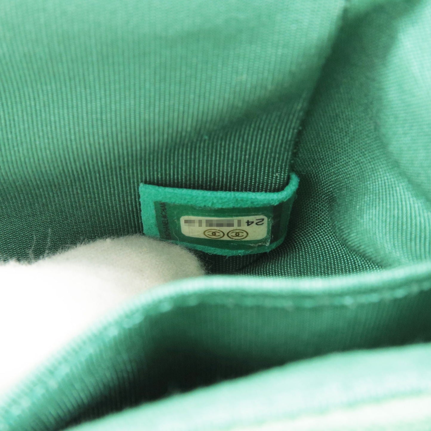 CHANEL V Stitch Caviar Skin Chain Shoulder Flap Bag Green