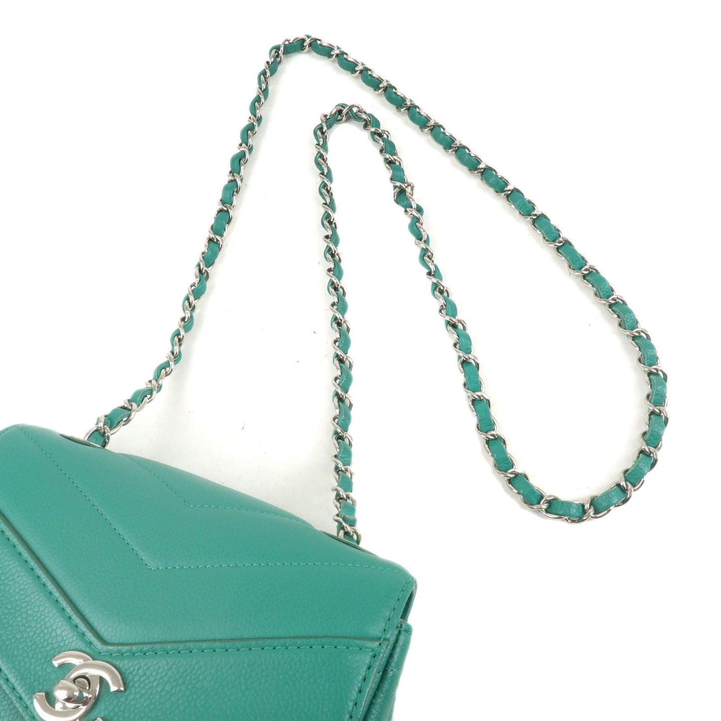 CHANEL V Stitch Caviar Skin Chain Shoulder Flap Bag Green