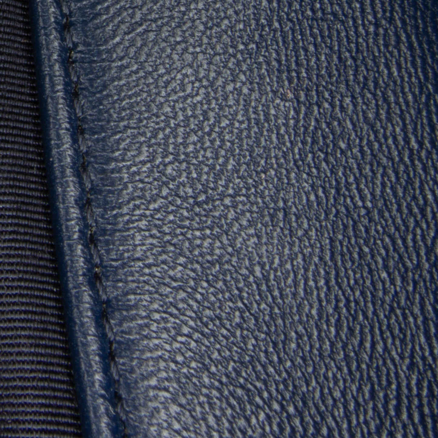 Chanel Sac Small In The Loop Flap