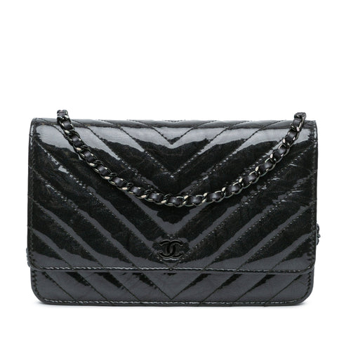 Black Chanel CC Chevron Quilted Crumpled Calfskin Wallet On Chain Crossbody Bag