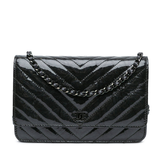 Black Chanel CC Chevron Quilted Crumpled Calfskin Wallet On Chain Crossbody Bag