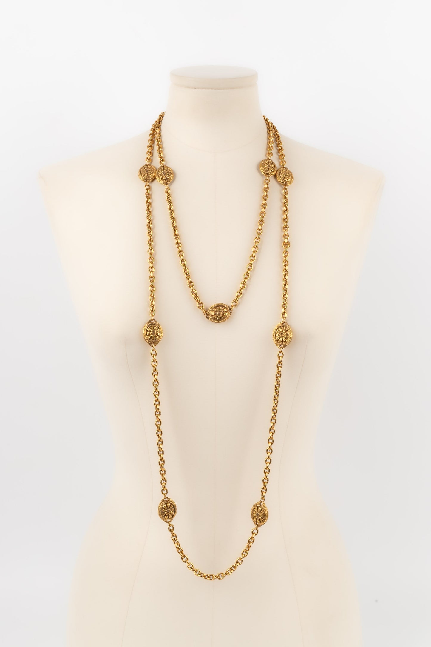 Collier / sautoir Chanel