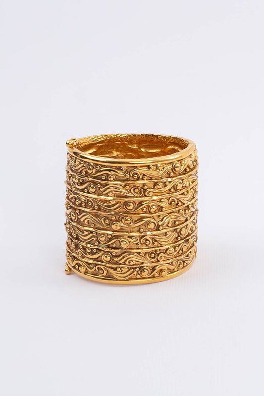 Bracelet manchette dore Chanel 1980s