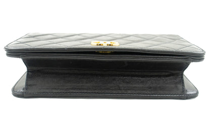 CHANEL Full Flap Chain Shoulder Bag Clutch Black Quilted Lambskin k09