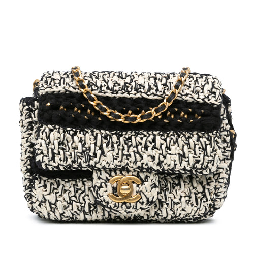 Chanel Sac Raffia Braided with Love Flap