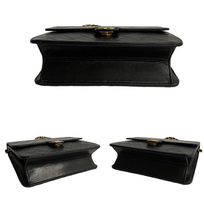 Chanel CC Matelasse Flap Bag  Leather Crossbody Bag in New Condition