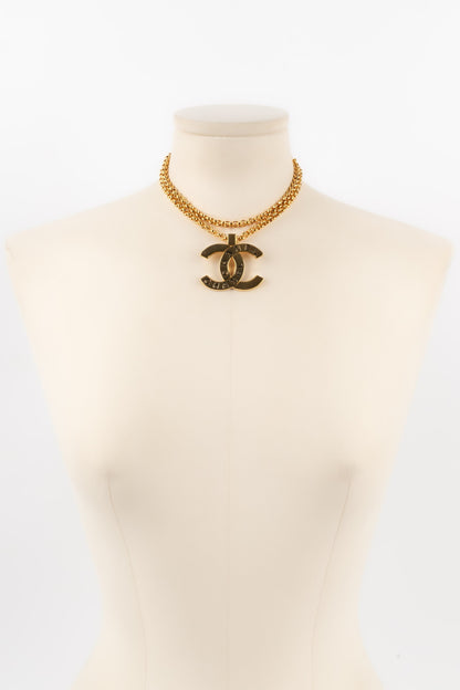 Collier cc Chanel