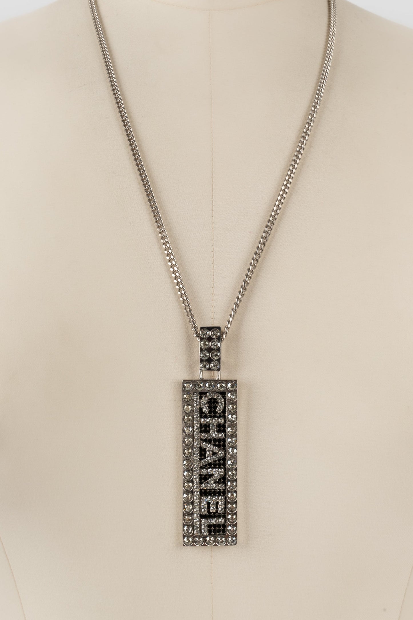 Collier argent Chanel Automne 2003