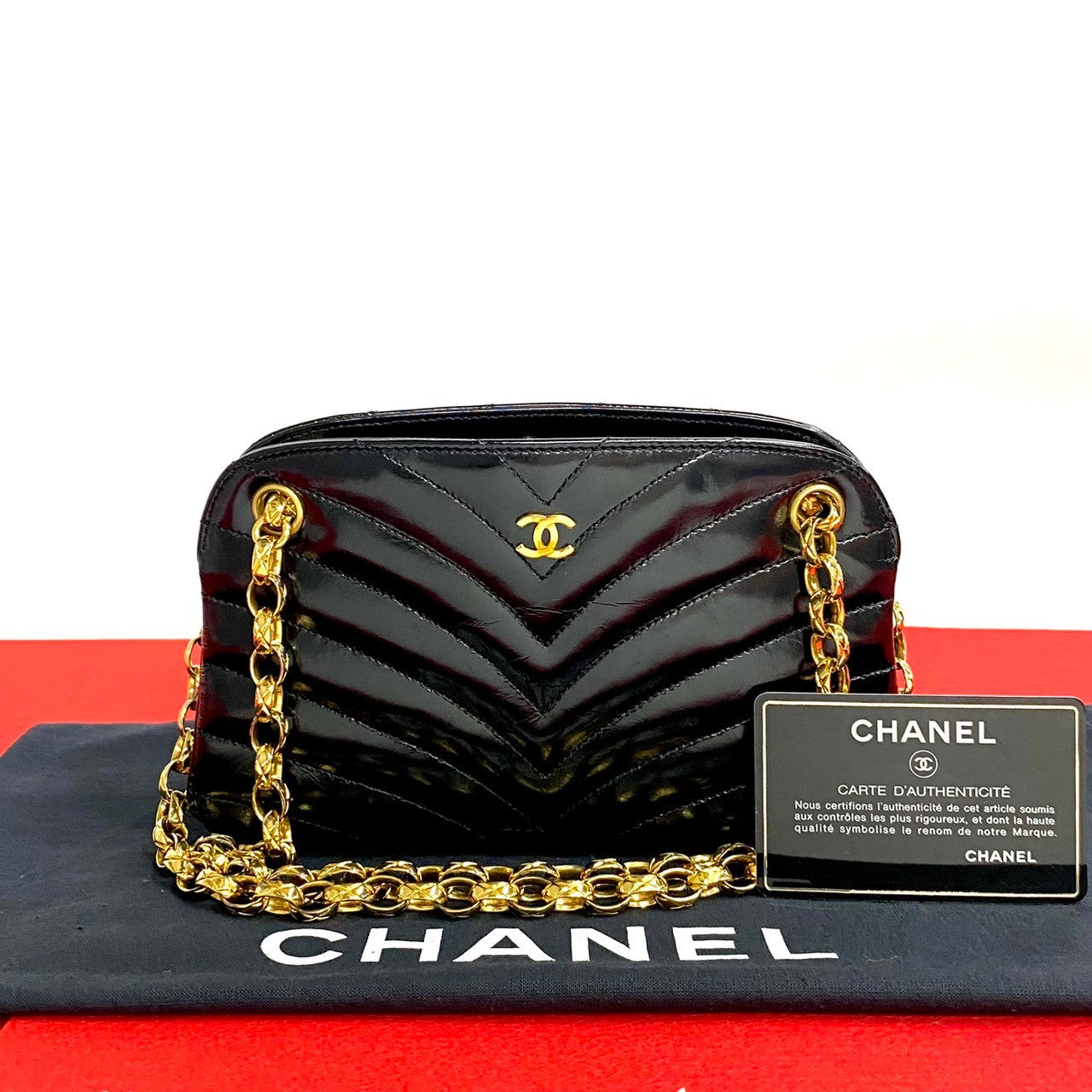 Chanel CC V Stitch Crossbody Bag  Leather Crossbody Bag in New Condition