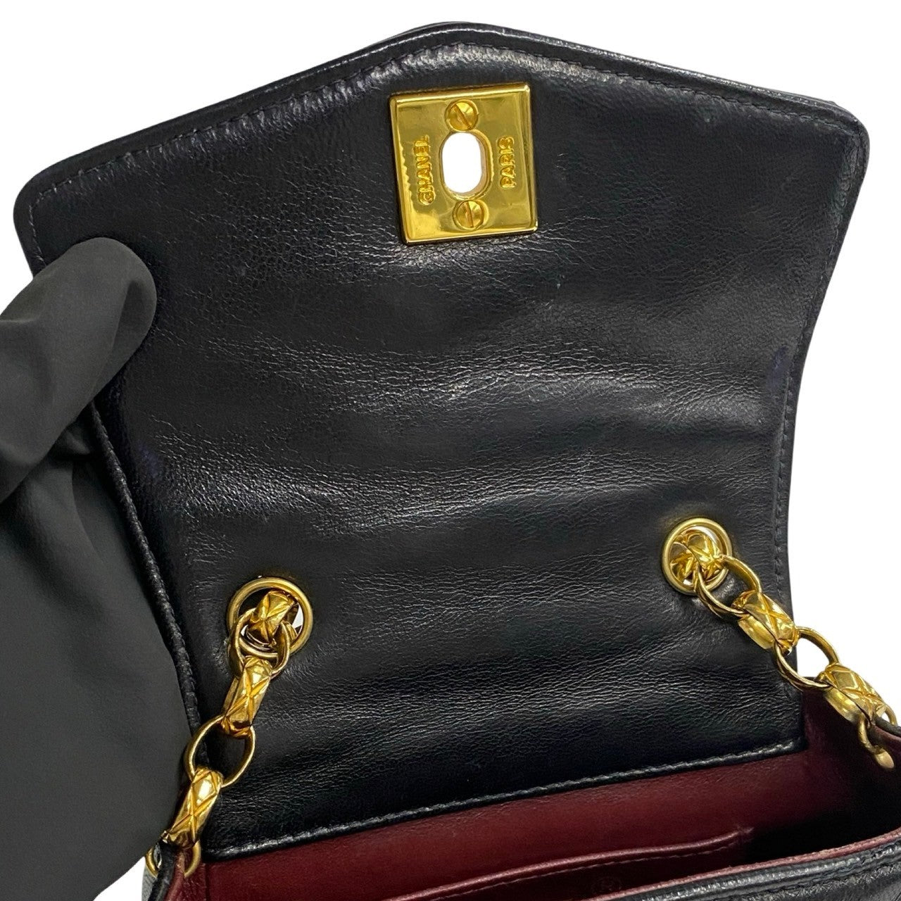 Chanel CC Quilted Leather Chain Crossbody Bag Leather Crossbody Bag