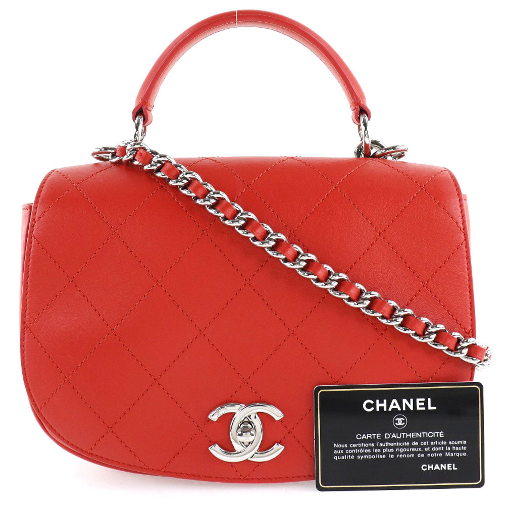 Chanel Chain Shoulder Bag Leather Shoulder Bag in Great Condition