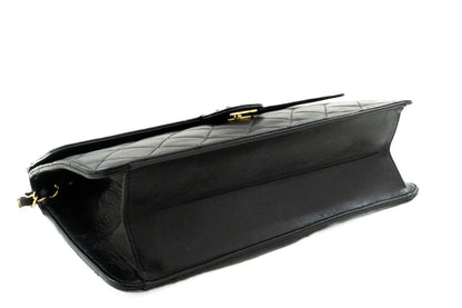 CHANEL Chain Shoulder Bag Clutch Black Quilted Flap Lambskin Purse k05