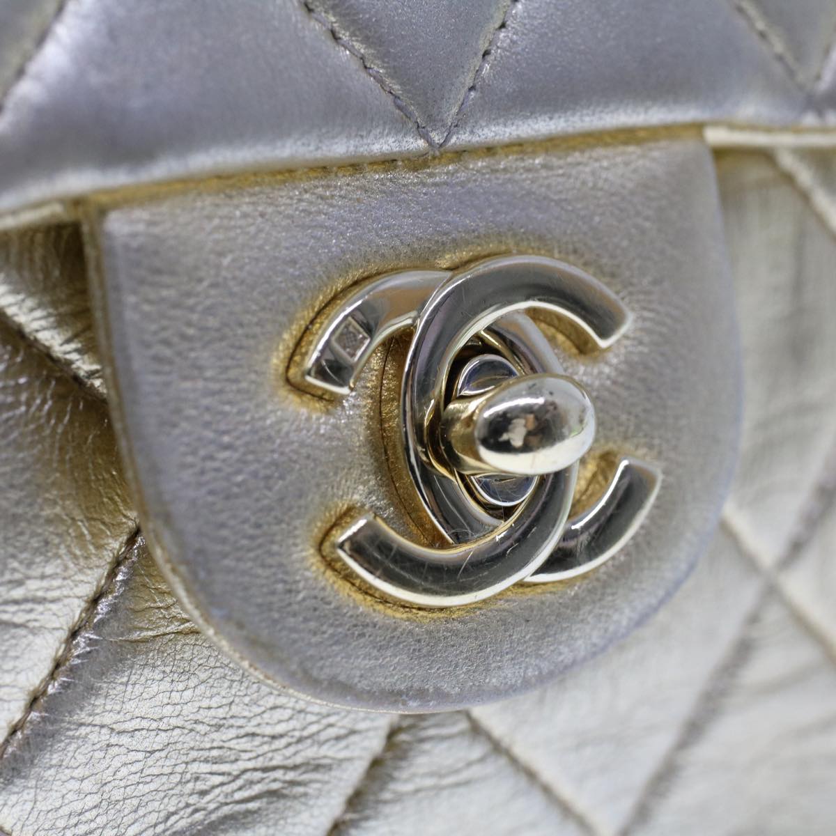 CHANEL Matelasse Turn Lock Chain Shoulder Bag Lamb Skin Gold CC 53752SA
