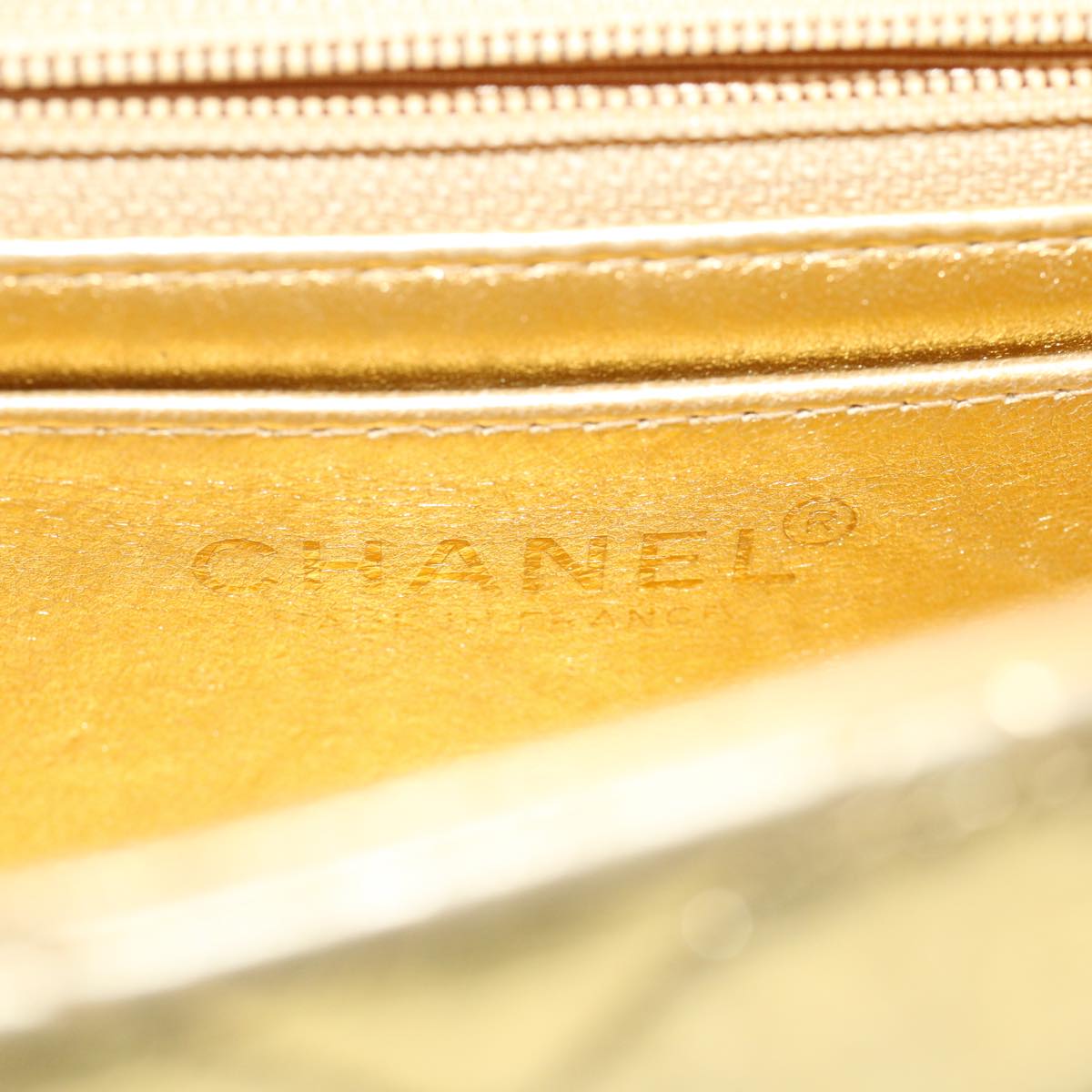 CHANEL Matelasse Turn Lock Chain Shoulder Bag Lamb Skin Gold CC 53752SA