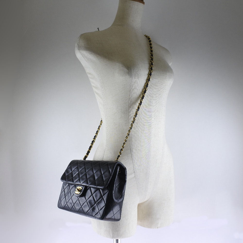 Chanel Mini Classic Single Flap Bag Leather Shoulder Bag 1359158 in New Condition