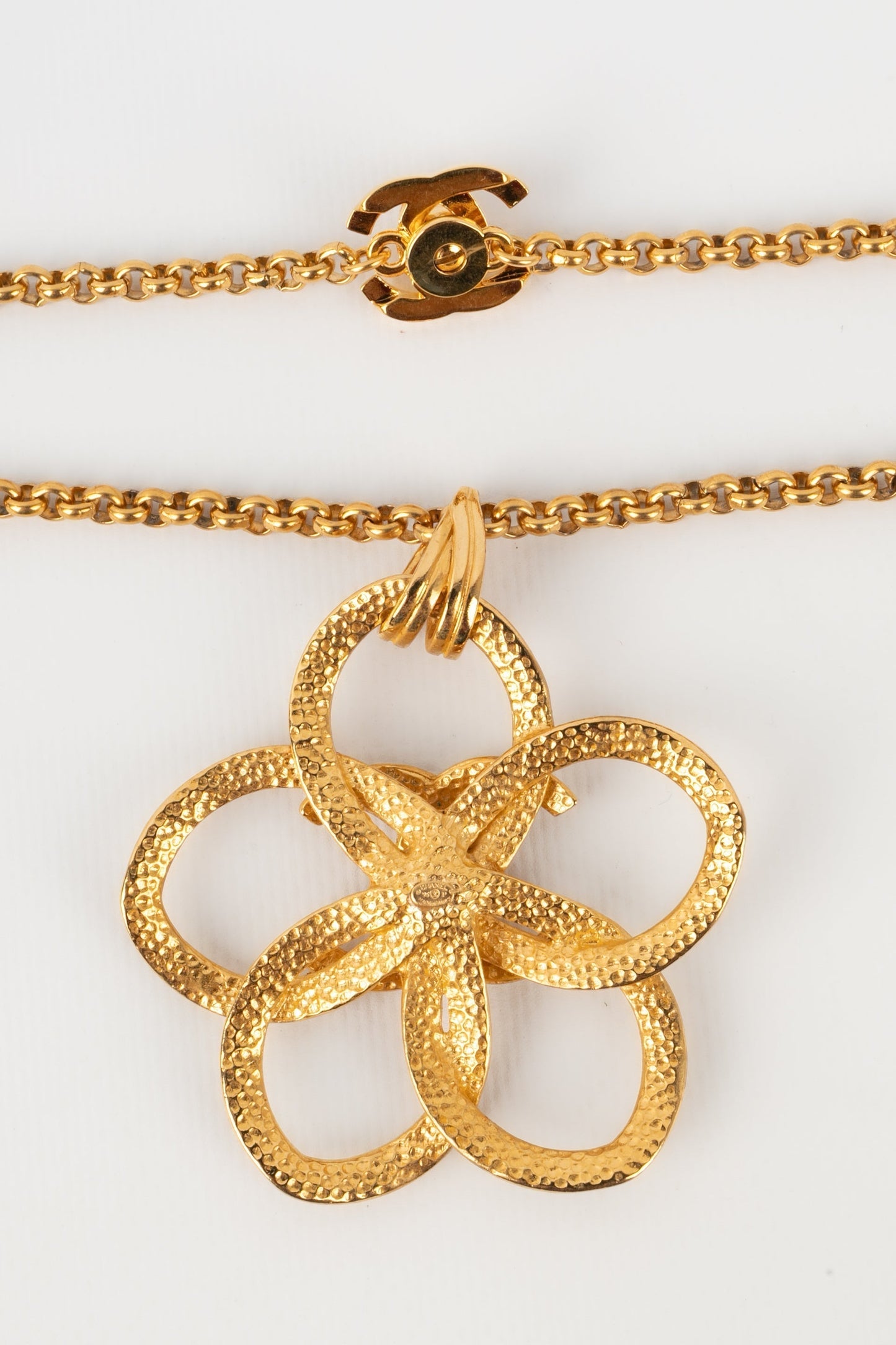 Collier pendentif Chanel Printemps 1996