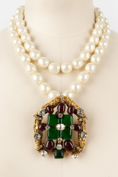 Collier en pte de verre Chanel