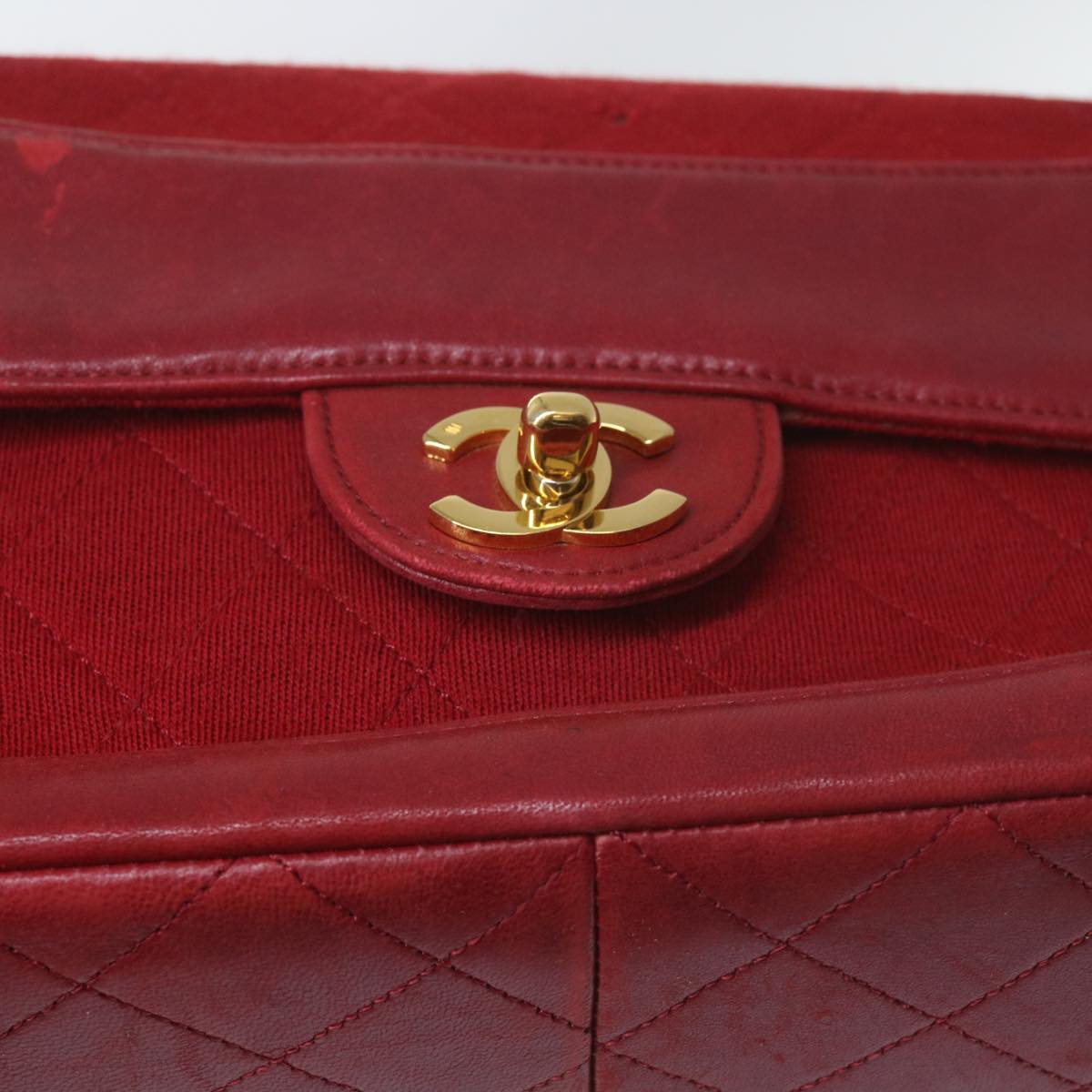 CHANEL Matelasse Chain Shoulder Bag Canvas Red CC 59869A